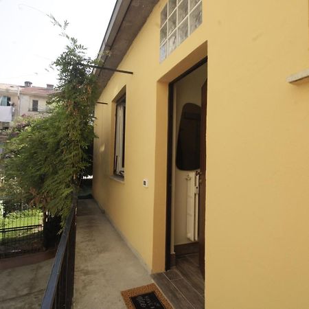 Elegante Suite Con Giardino In Centro Storico Pavia Exterior photo