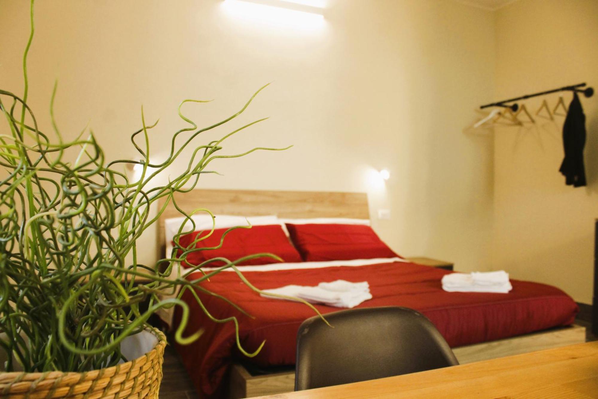 Elegante Suite Con Giardino In Centro Storico Pavia Exterior photo